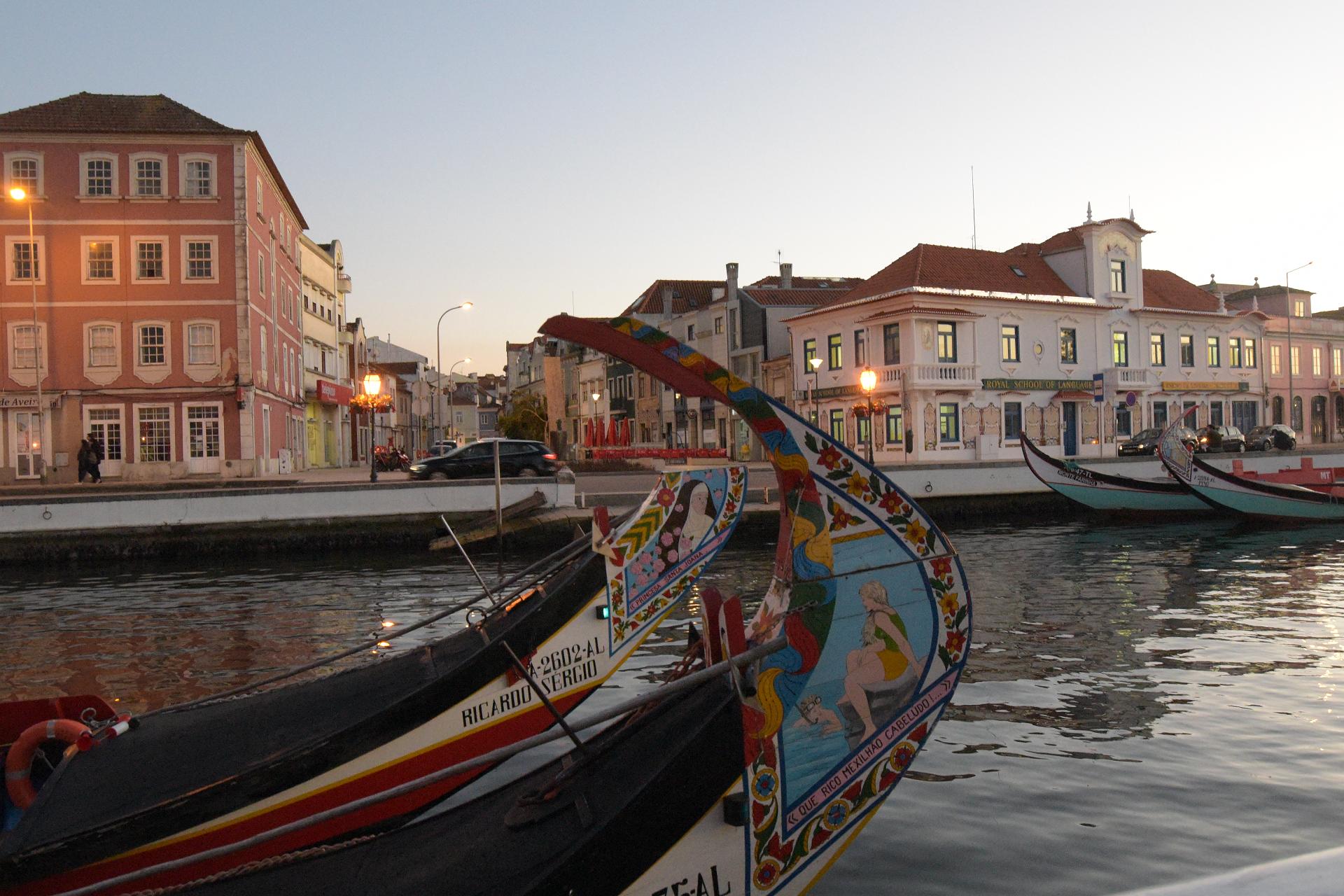 La lagune d'Aveiro le soir venu