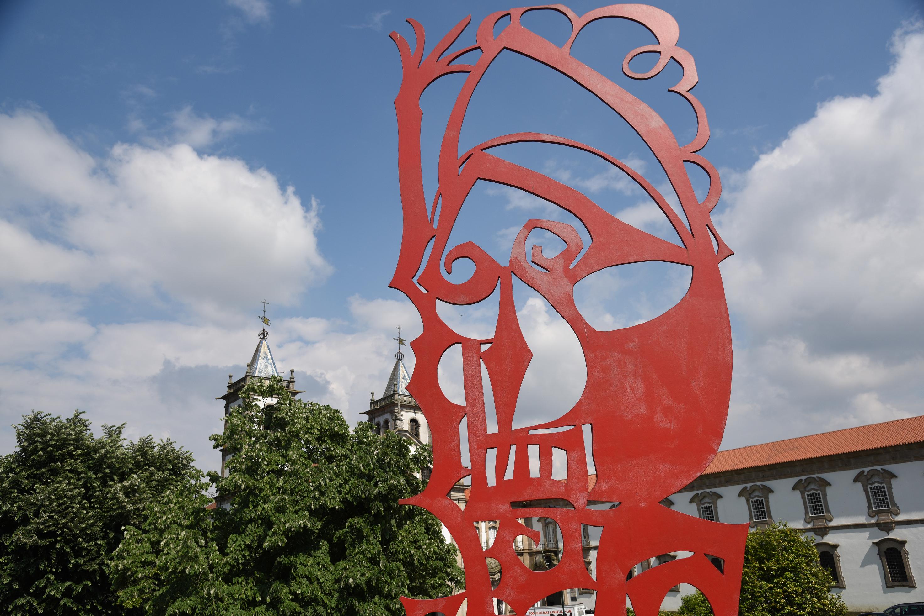 sculptures contemporaines un musée en plein air Santo Tirso