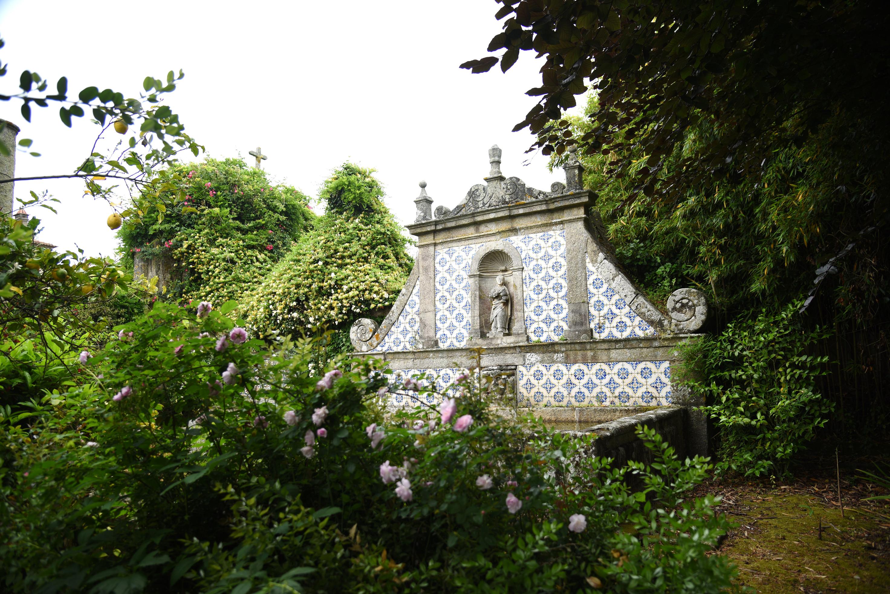 Maia monastère de São Salvador: jardin