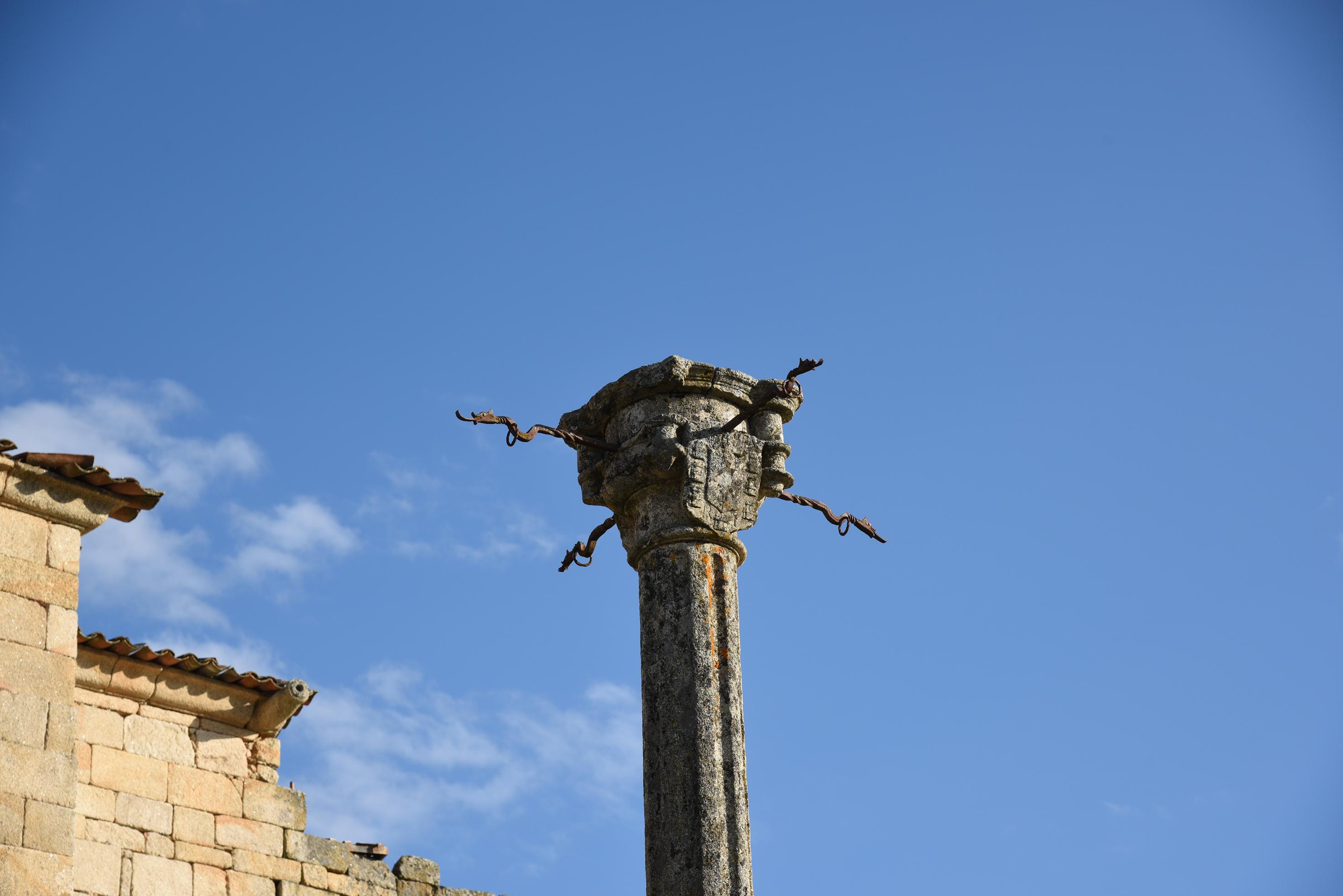 Le pilori du château de Penamacor