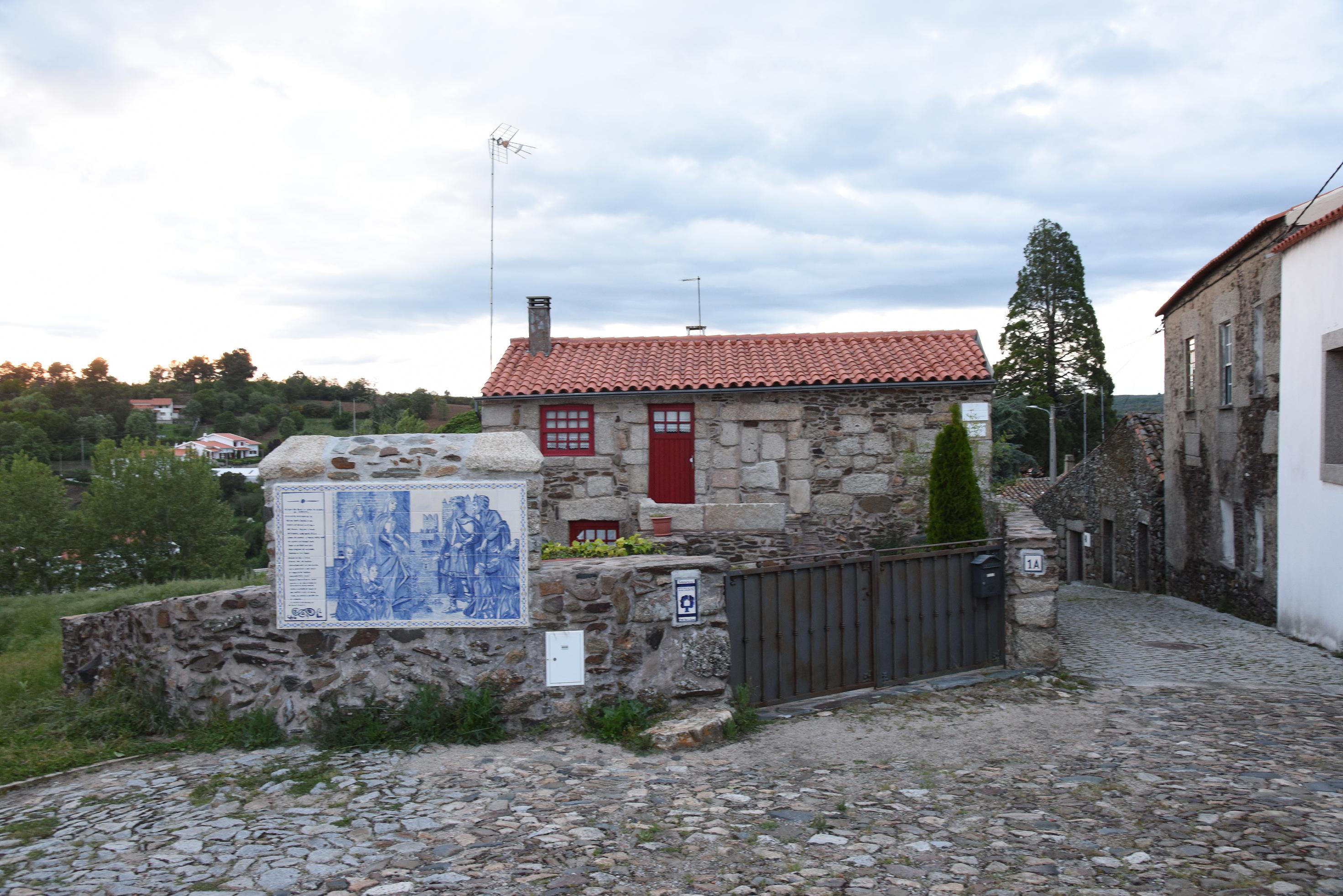 Sabugal et la légende des roses