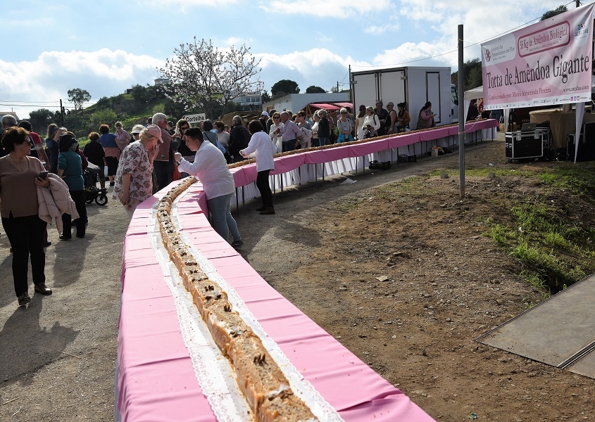 Alta Mora en Algarve un roulé aux amandes de 40 métres d elong