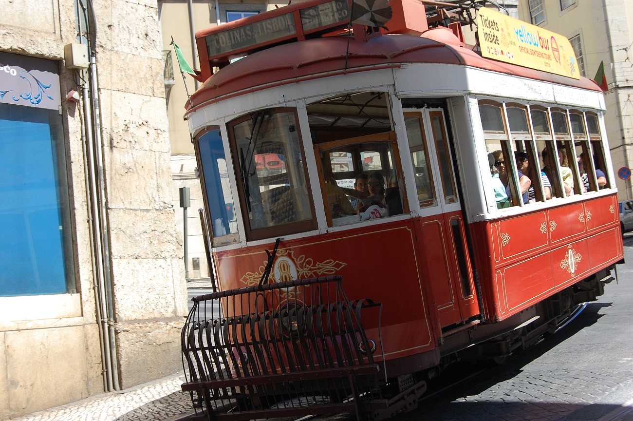 eléctrico vermelho