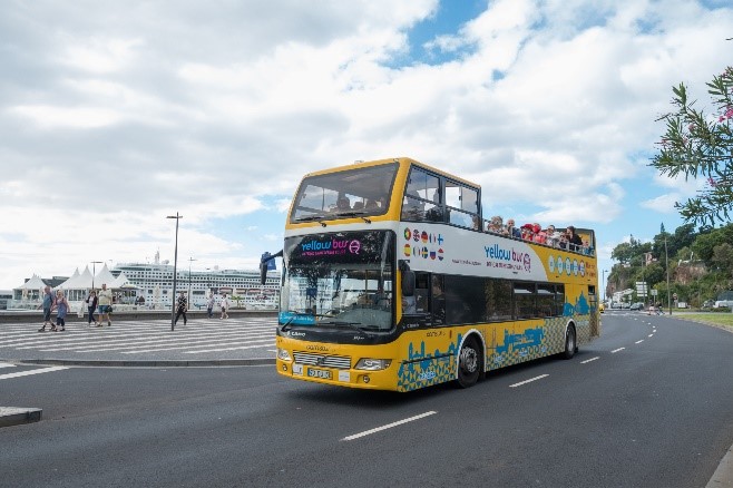 bus touristique